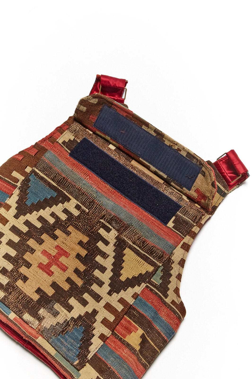 King Plate Carrier Shirivan