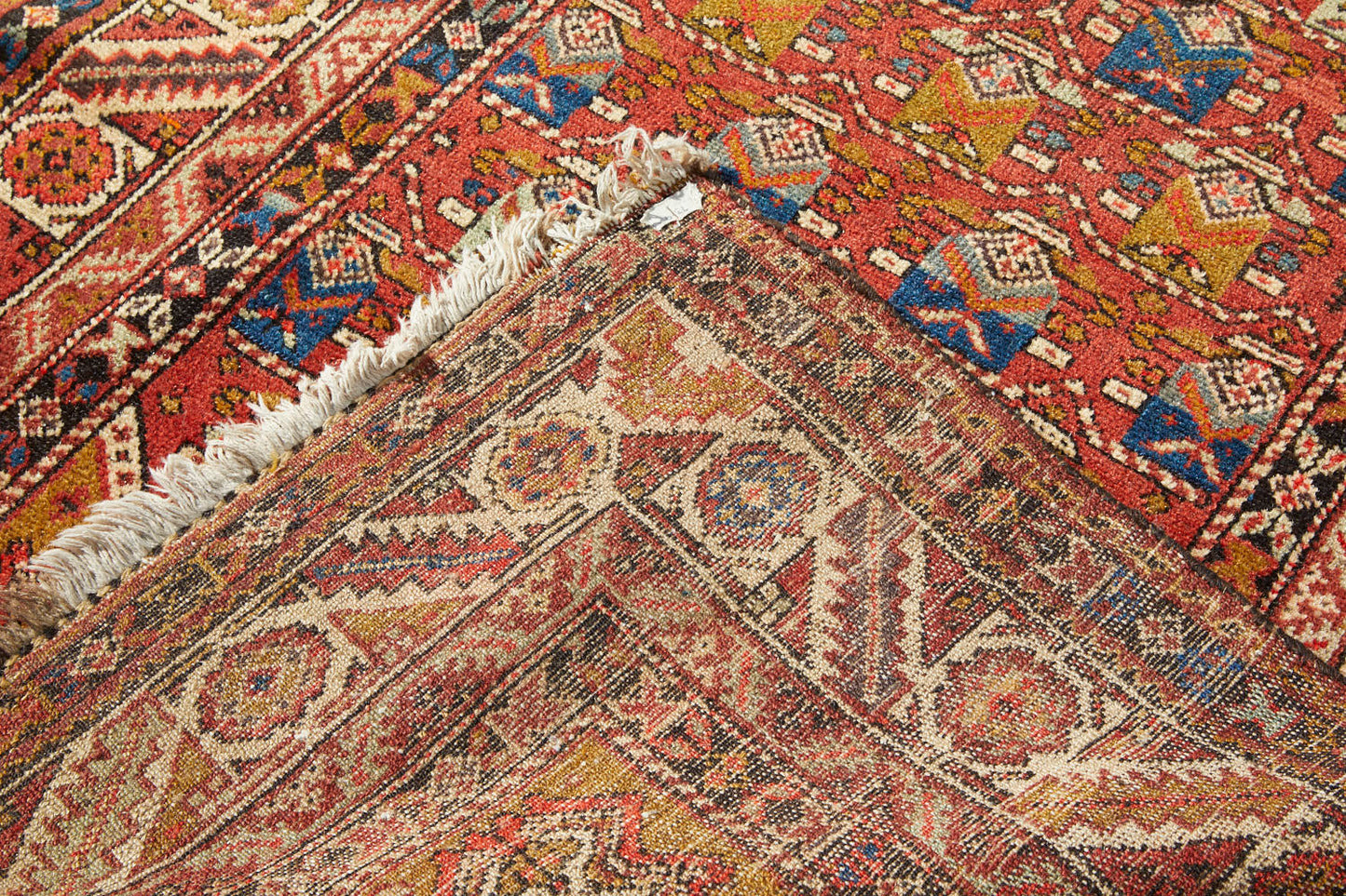 No. 1046 - 3' 7" x 6' 11"