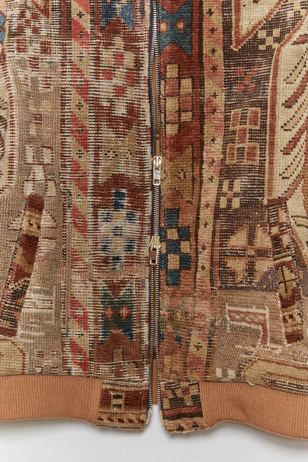 Dron Caucasian Bomber - Size Large