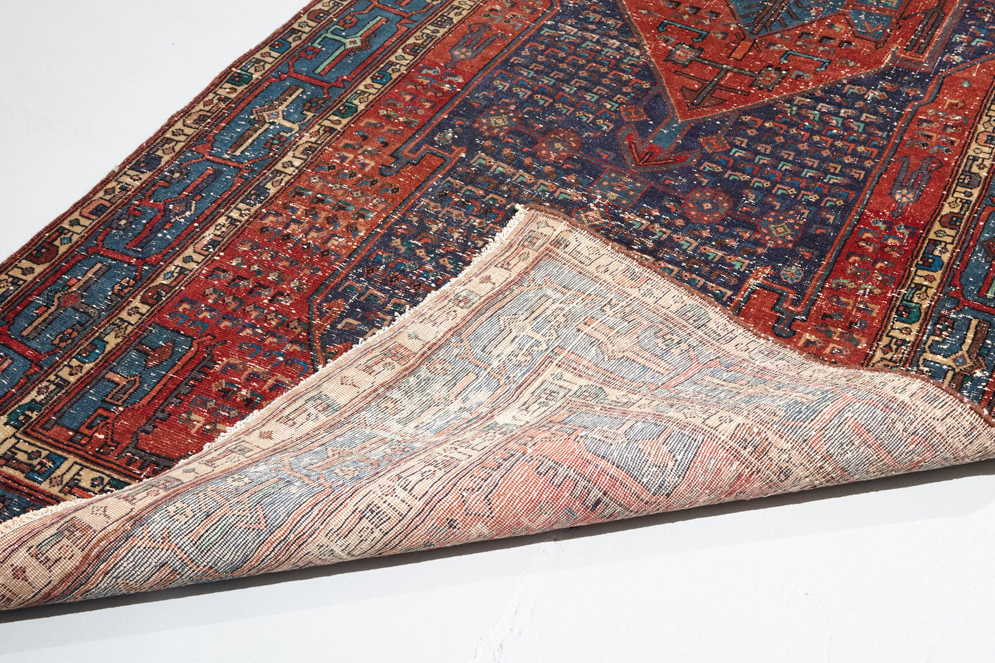 No. 892 - 4' 9" x 12' 3"