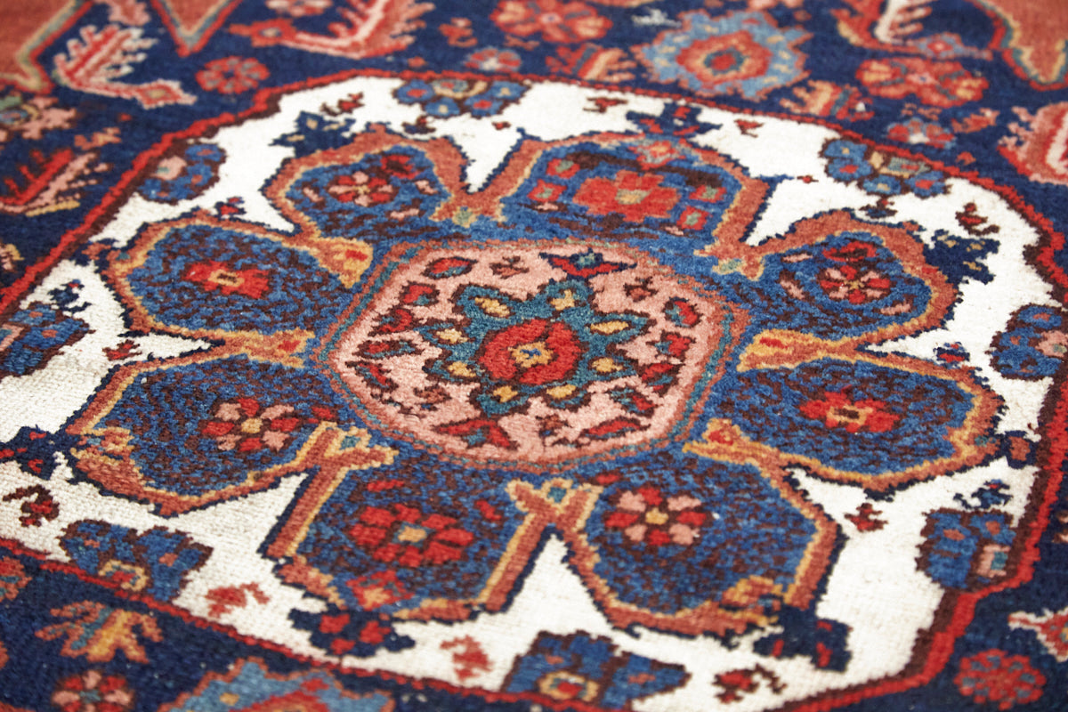 No. 1124 - 4' 6" x 6' 8"