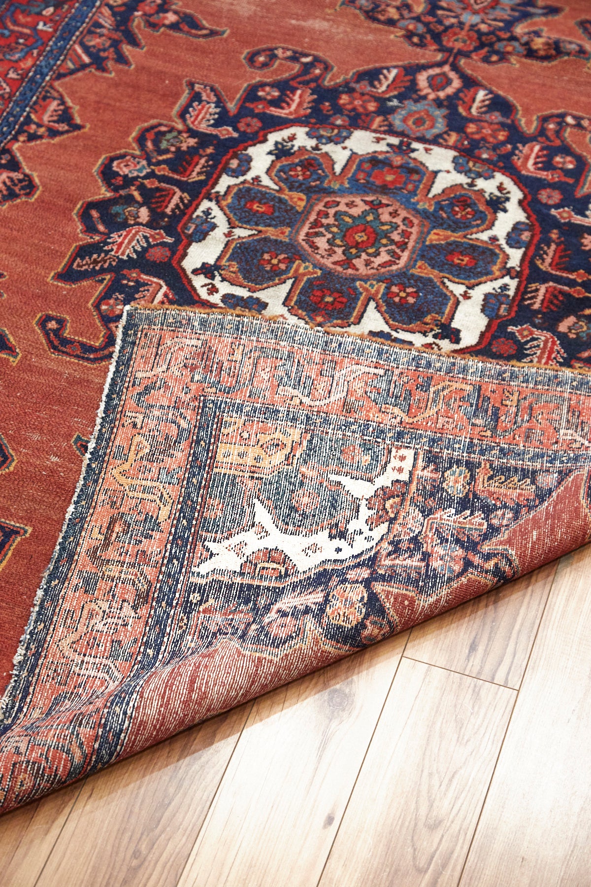 No. 1124 - 4' 6" x 6' 8"