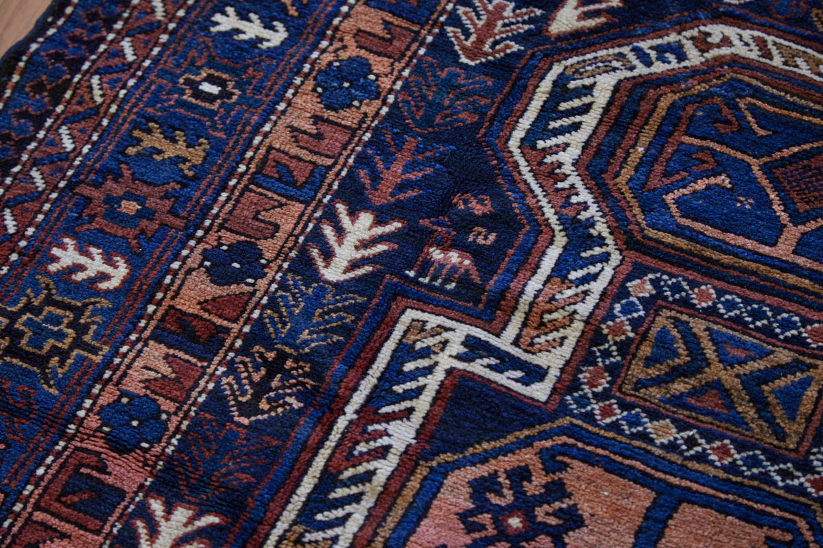 No. 1124 - 4' 5" x 9' 6"