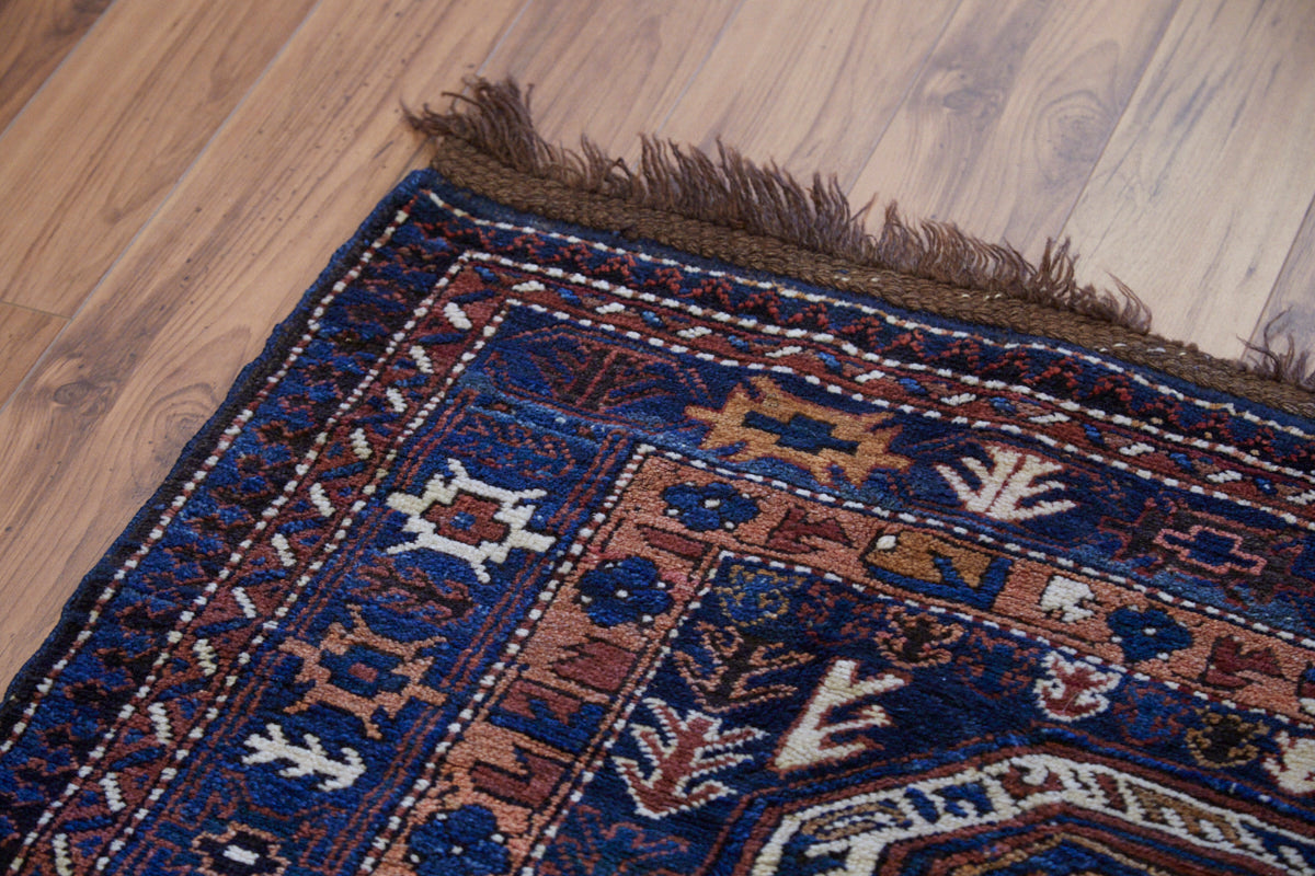 No. 1124 - 4' 5" x 9' 6"