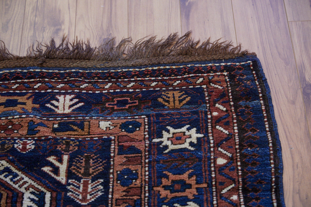 No. 1124 - 4' 5" x 9' 6"