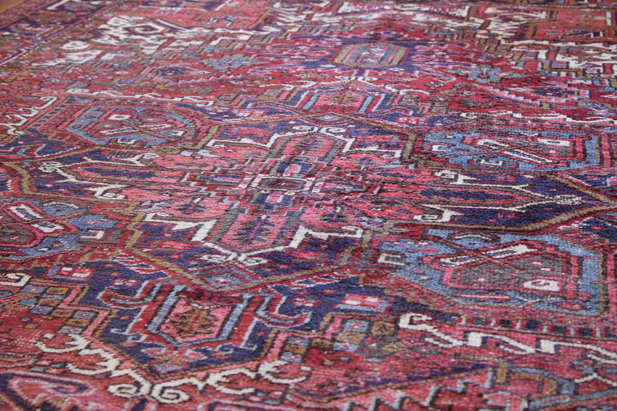 No. 1030 - 9' 4" x 12' 3"