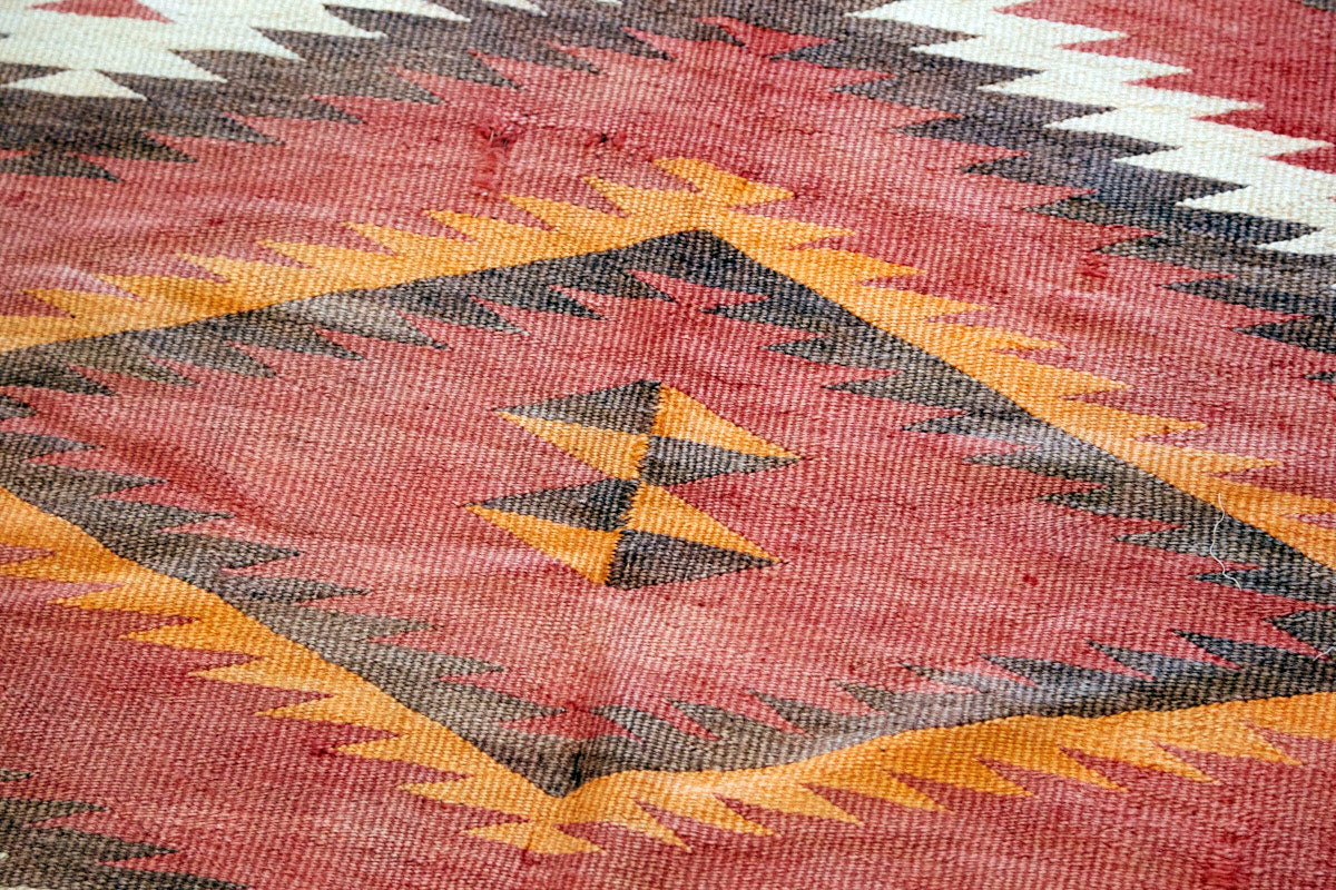 No. 1136 - 4' 7" x 7' 6"